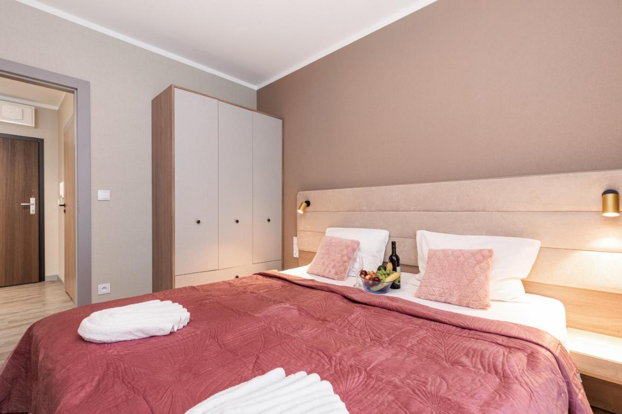 Miedzyzdroje Seaside Apartments Bel Mare By Noclegi Renters Exteriör bild